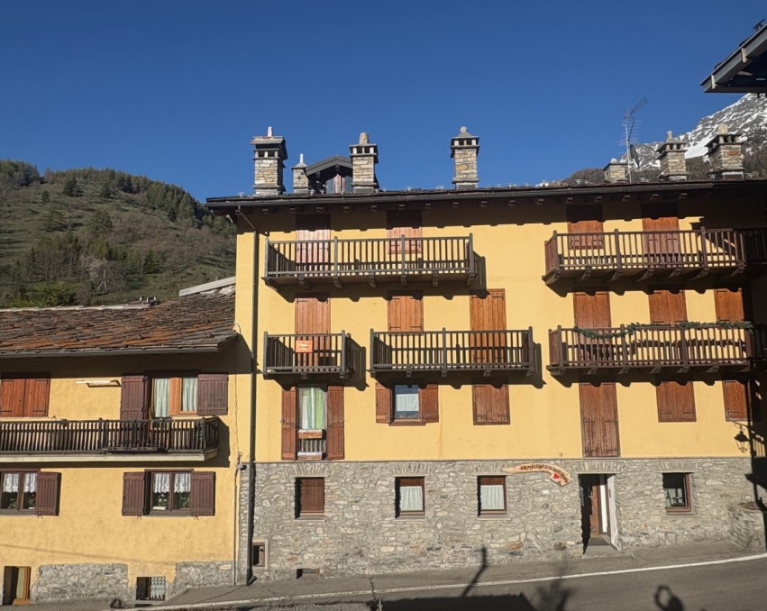 ALLOGGIO SU DUE LIVELLI